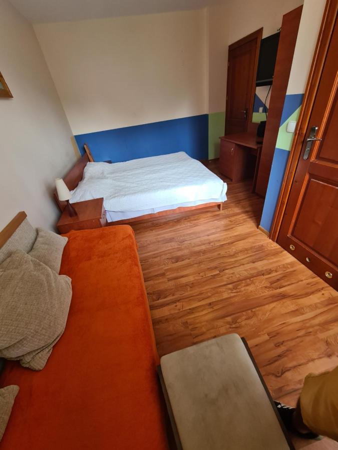 Gosciniec Halka Hostel Zwardoń Екстериор снимка