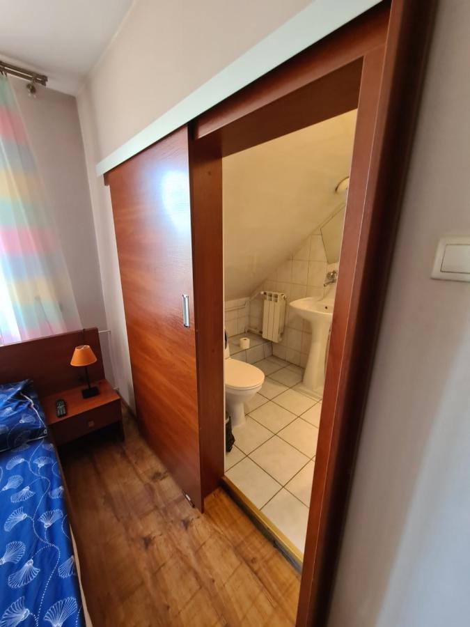 Gosciniec Halka Hostel Zwardoń Екстериор снимка