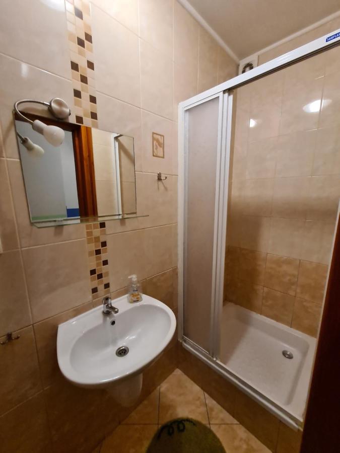 Gosciniec Halka Hostel Zwardoń Екстериор снимка