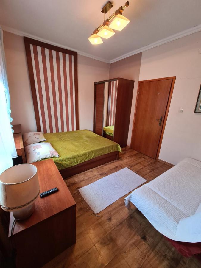 Gosciniec Halka Hostel Zwardoń Екстериор снимка