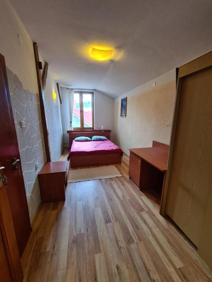 Gosciniec Halka Hostel Zwardoń Екстериор снимка